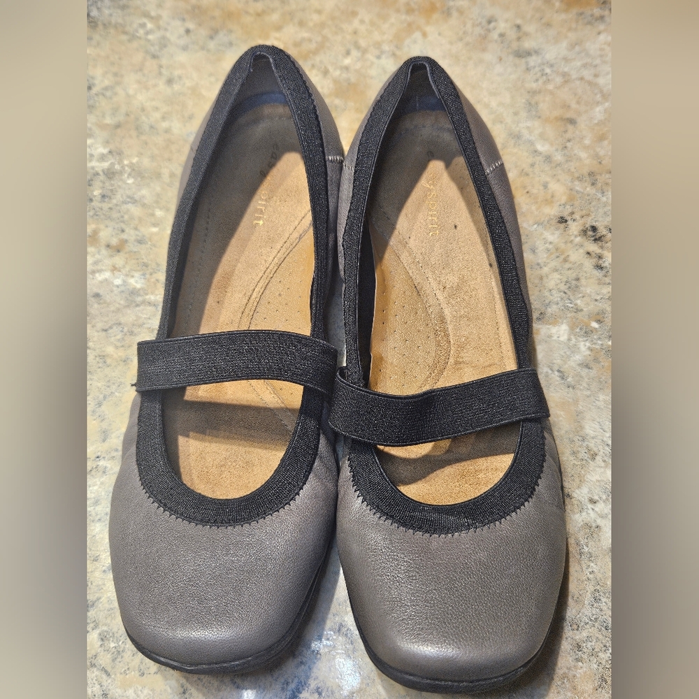 Women's Gray Mary Jane Shoes